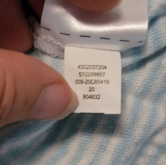 Chico’s size 1 Light Blue & white striped 3/4 sleeve V-neck Linen Shirt - Picture 10 of 10